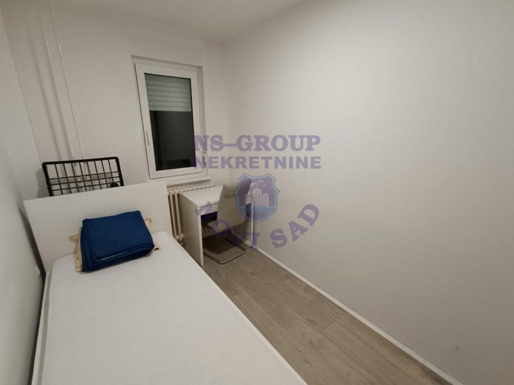 Slika 11 - Odlican dvoiposoban stan na Novom Naselju 