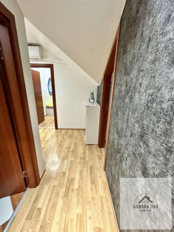 Slika 5 - ODLIČAN STAN U AUGUSTA CESARCA-NOVI SAD