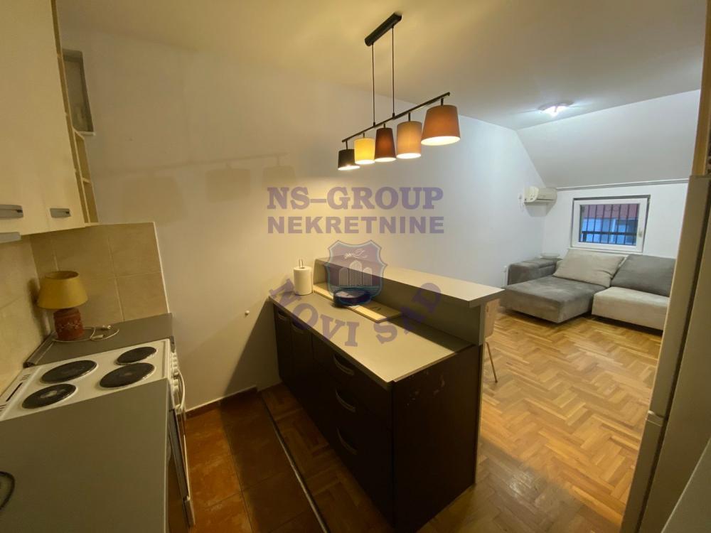 Slika 11 - Odlican dvoiposoban na Novom Naselju!