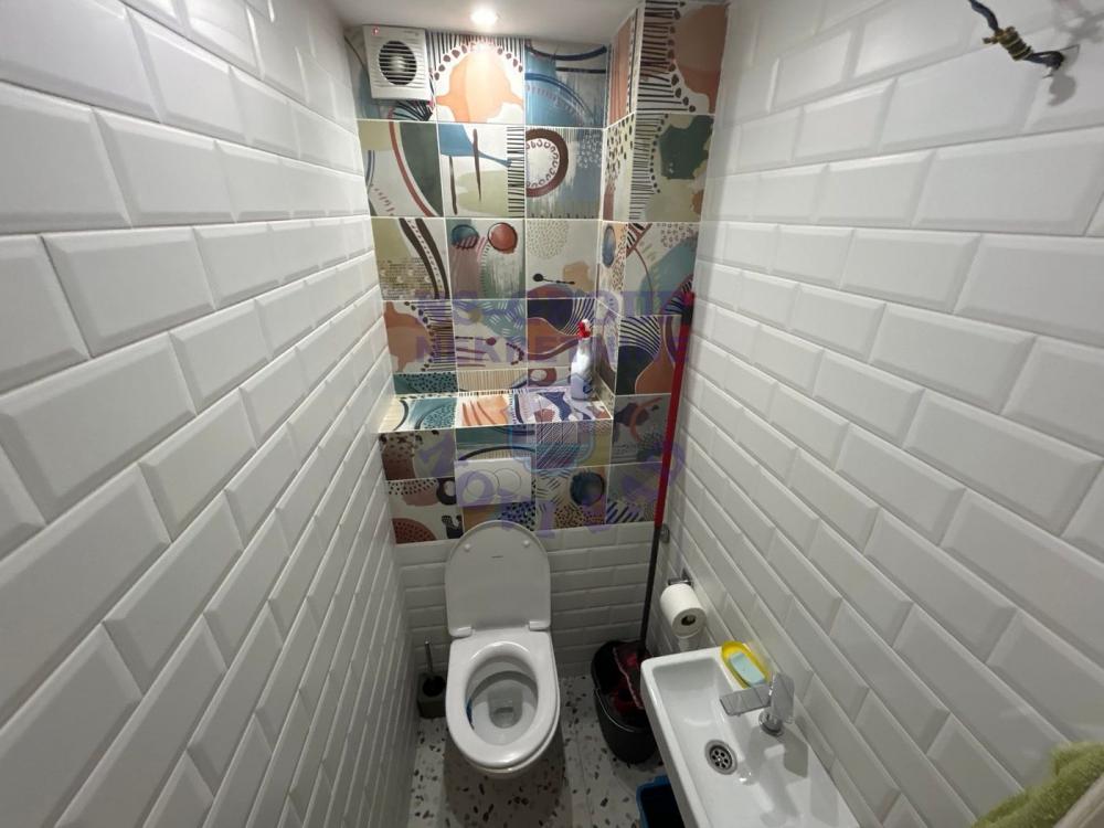 Slika 0 - Četvorosoban stan na potezu Spensa