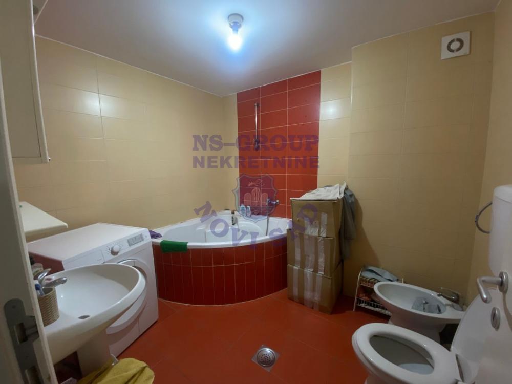 Slika 6 - Š:561705 Trosoban na Adicama!