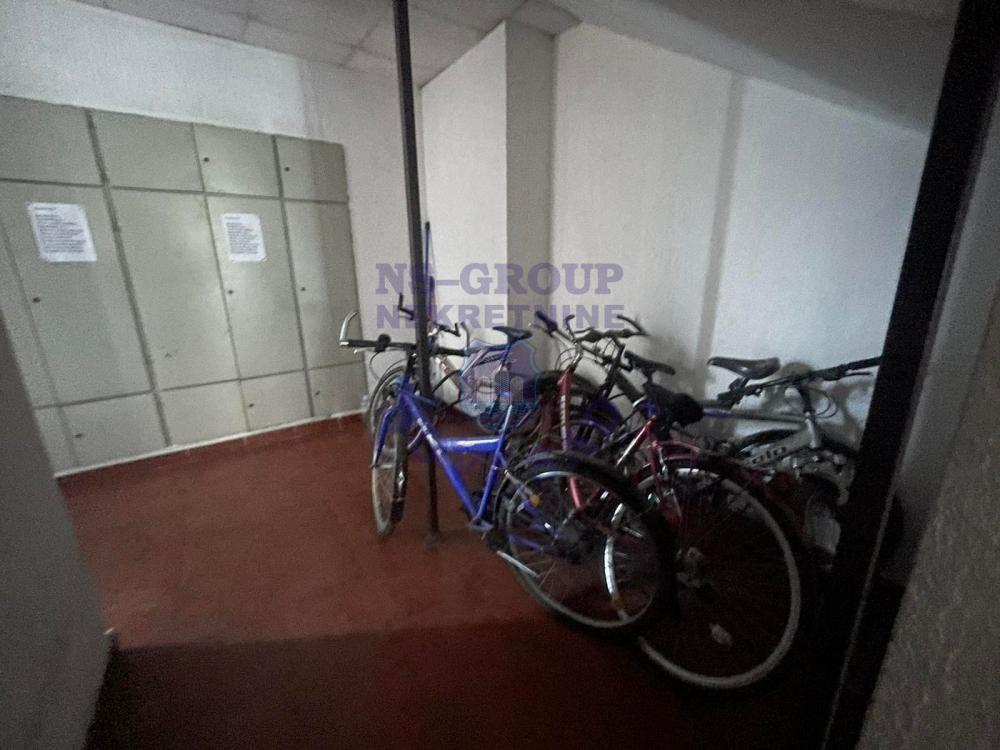 Slika 4 - Prodaja stana, 38m2, Nova Detelinara Novi Sad, sa terasom, ima lift