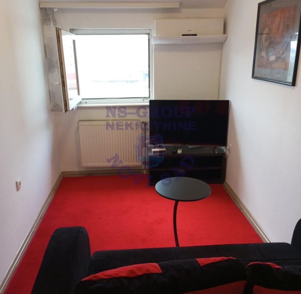 Glavna slika -Odlican jednoiposoban stan na Grbavici 