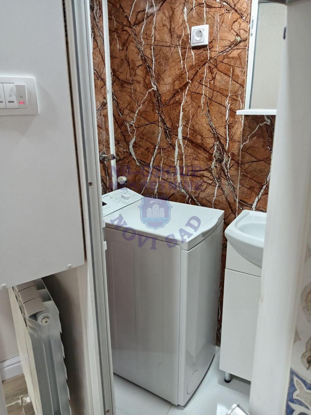 Slika 5 - Jednosoban, 10m2, Stari grad Novi Sad