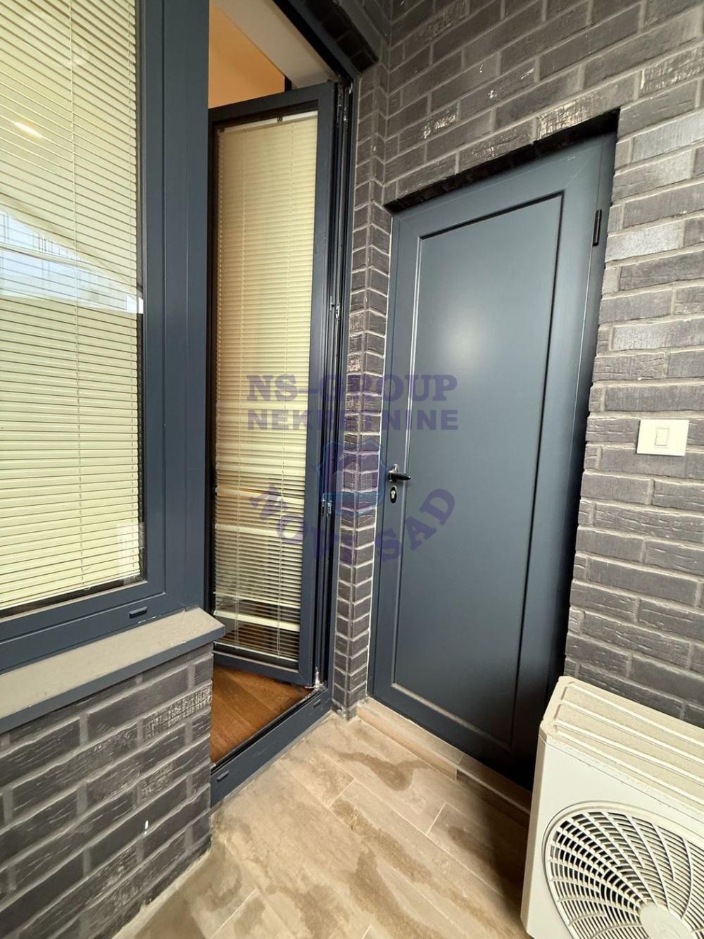 Slika 8 - Centar Novog Sada, luksuzna zgrada, elegantan i modreno namešten dvosoban stan! š. 561883