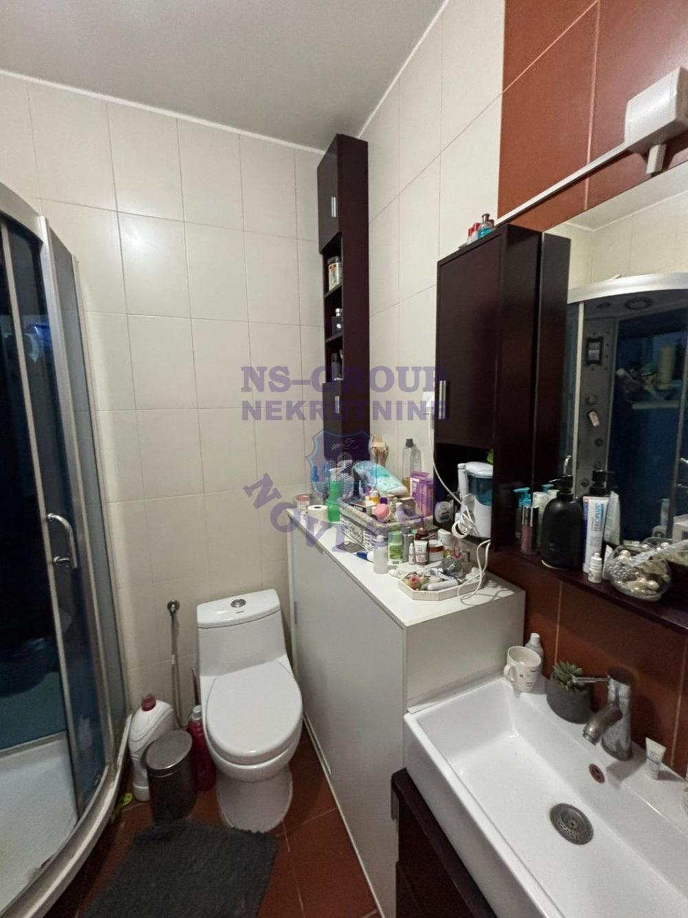 Slika 8 - Odlican trosoban stan na Novom naselju-Bistrica 