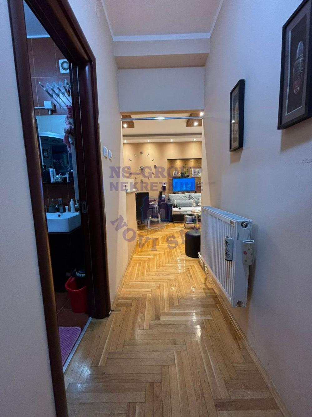 Slika 7 - Odlican trosoban stan na Novom naselju-Bistrica 