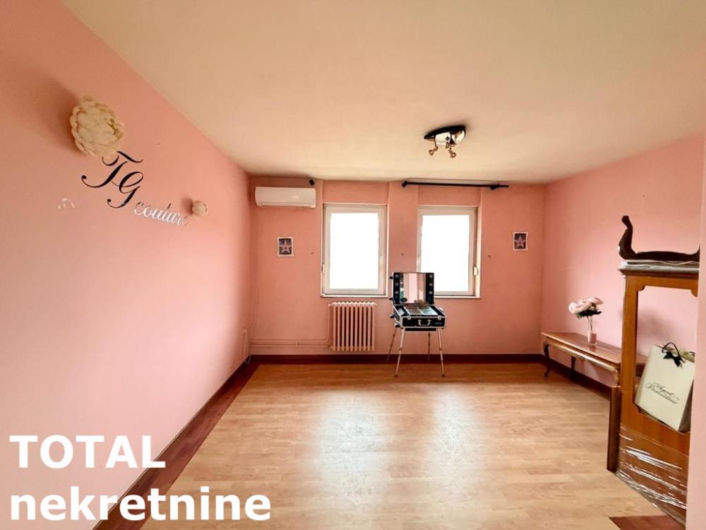 Slika 8 - Stan,NOVI SAD,KEJ,kv: 179.00, € 497000, ID: 1102031