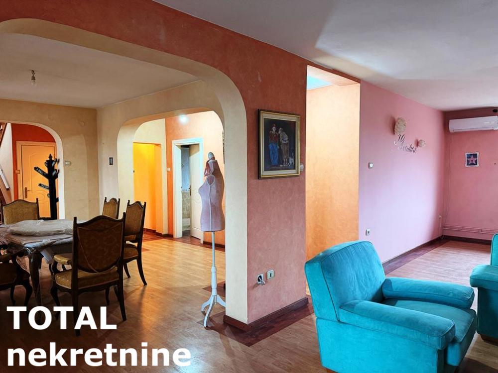 Slika 7 - Stan,NOVI SAD,KEJ,kv: 179.00, € 497000, ID: 1102031