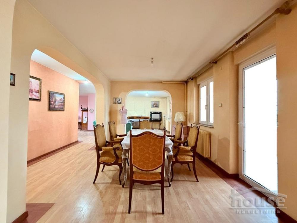 Glavna slika -Stan,NOVI SAD,KEJ,kv: 179.00, € 497000, ID: 1065183