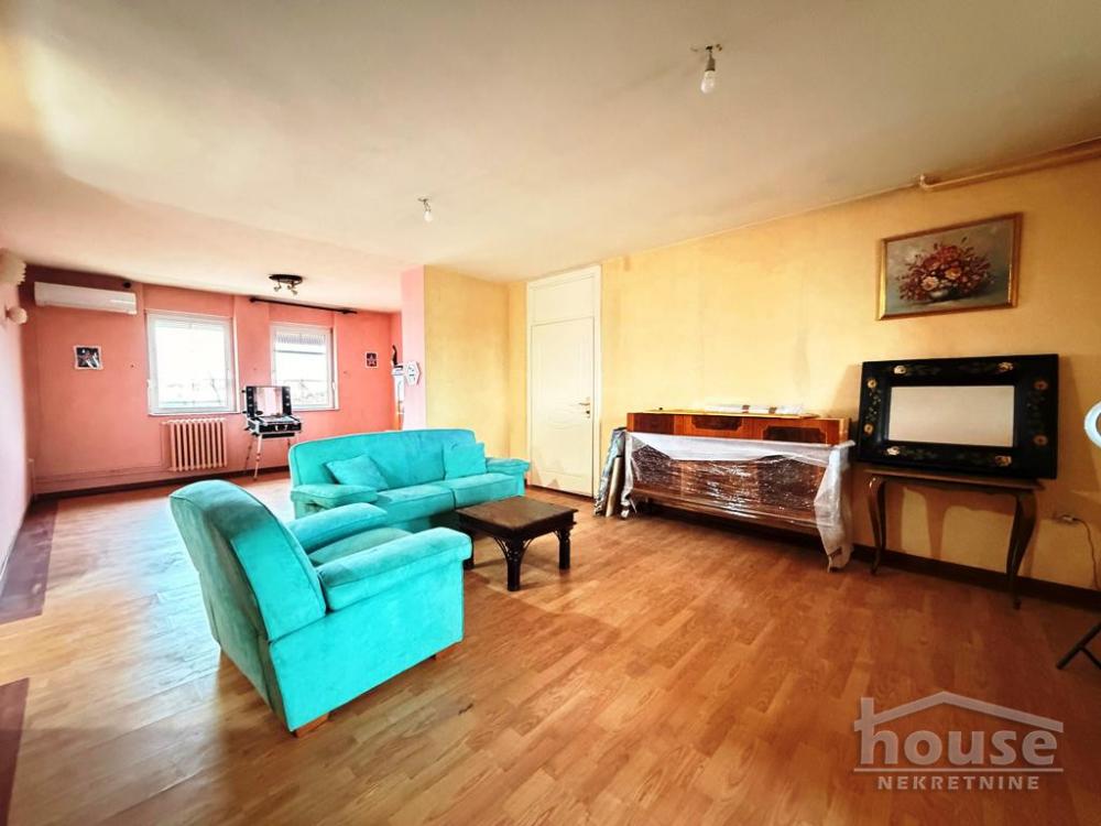 Slika 3 - Stan,NOVI SAD,KEJ,kv: 179.00, € 497000, ID: 1065183