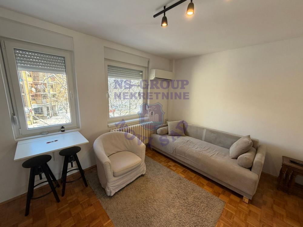 Slika 2 - Odlican jednosoban stan na Novom Naselju!