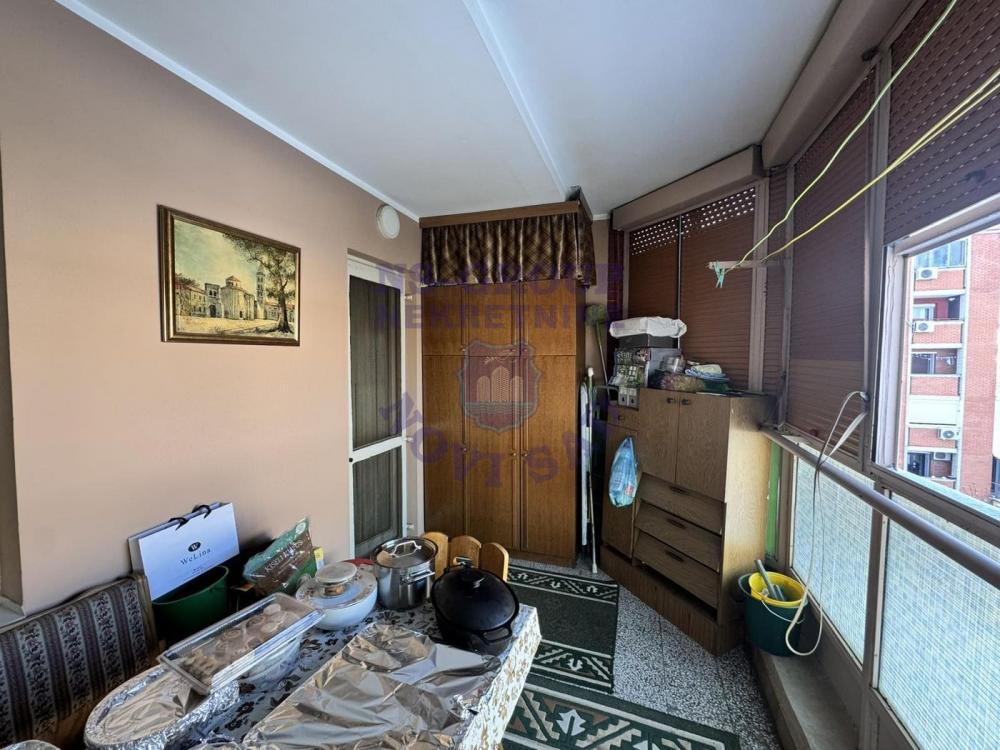 Slika 9 - Dvosoban, 52m2, Novo naselje Novi Sad, sa terasom