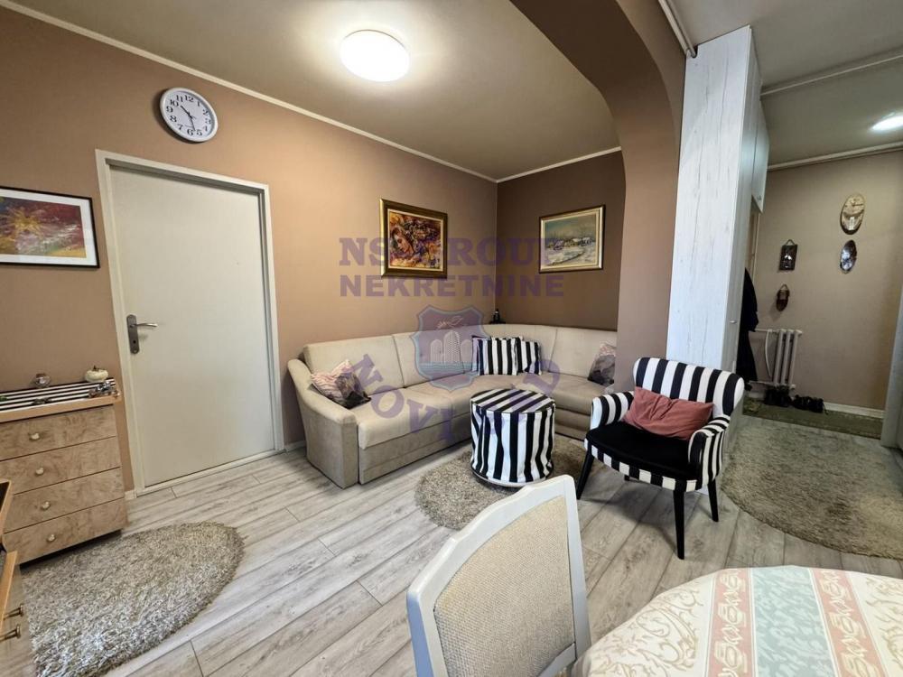 Glavna slika -Dvosoban, 52m2, Novo naselje Novi Sad, sa terasom