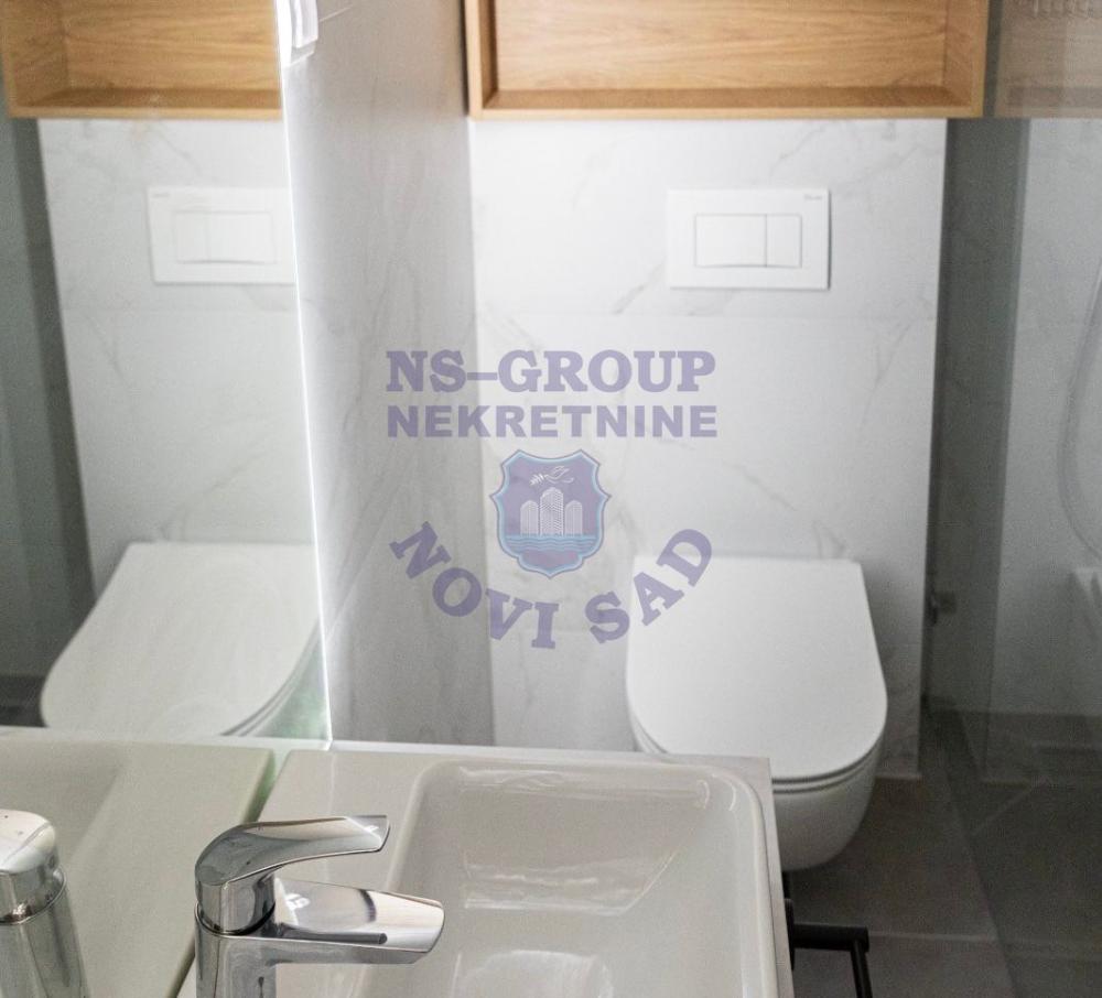 Slika 10 - Lux dvosoban stan na Grbavici! 