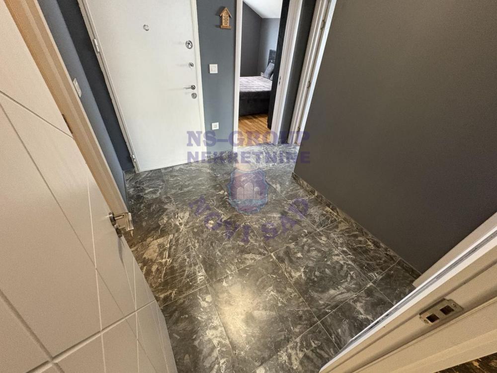 Slika 8 - Odličan, uknjižen, useljiv