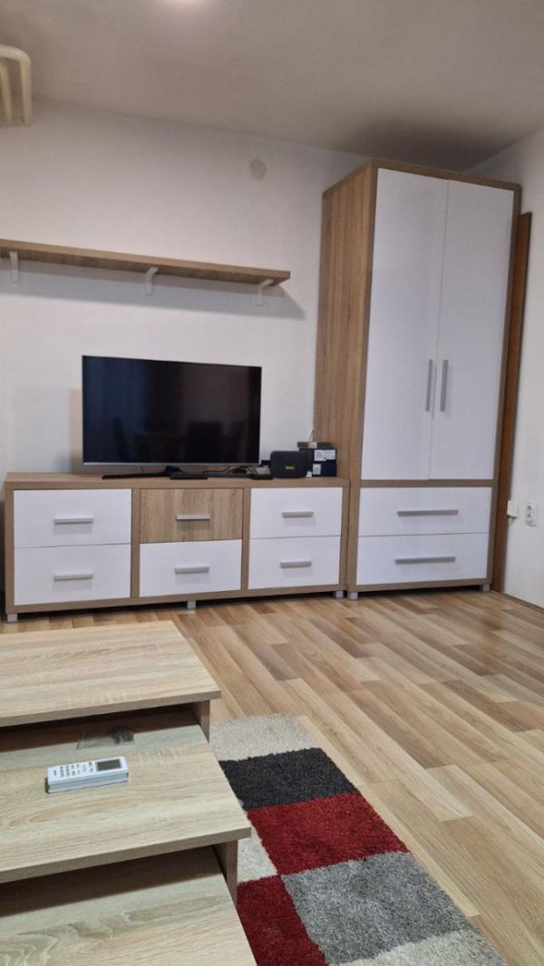 Slika 3 - Stan,NOVI SAD,SATELIT,kv: 25.00, € 74160, ID: 1059066