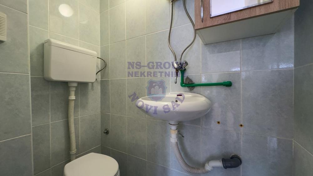 Slika 4 - Trosoban stan na početku Bulevara Evrope sa parking mestom