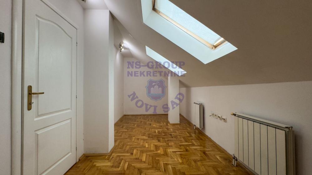 Slika 7 - Trosoban stan na početku Bulevara Evrope sa parking mestom