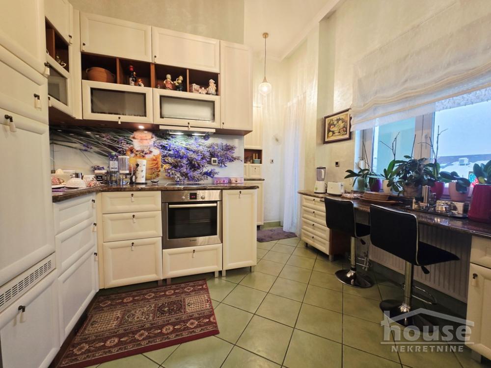 Slika 11 - Stan,NOVI SAD,GRBAVICA,kv: 359.00, € 665900, ID: 1061063