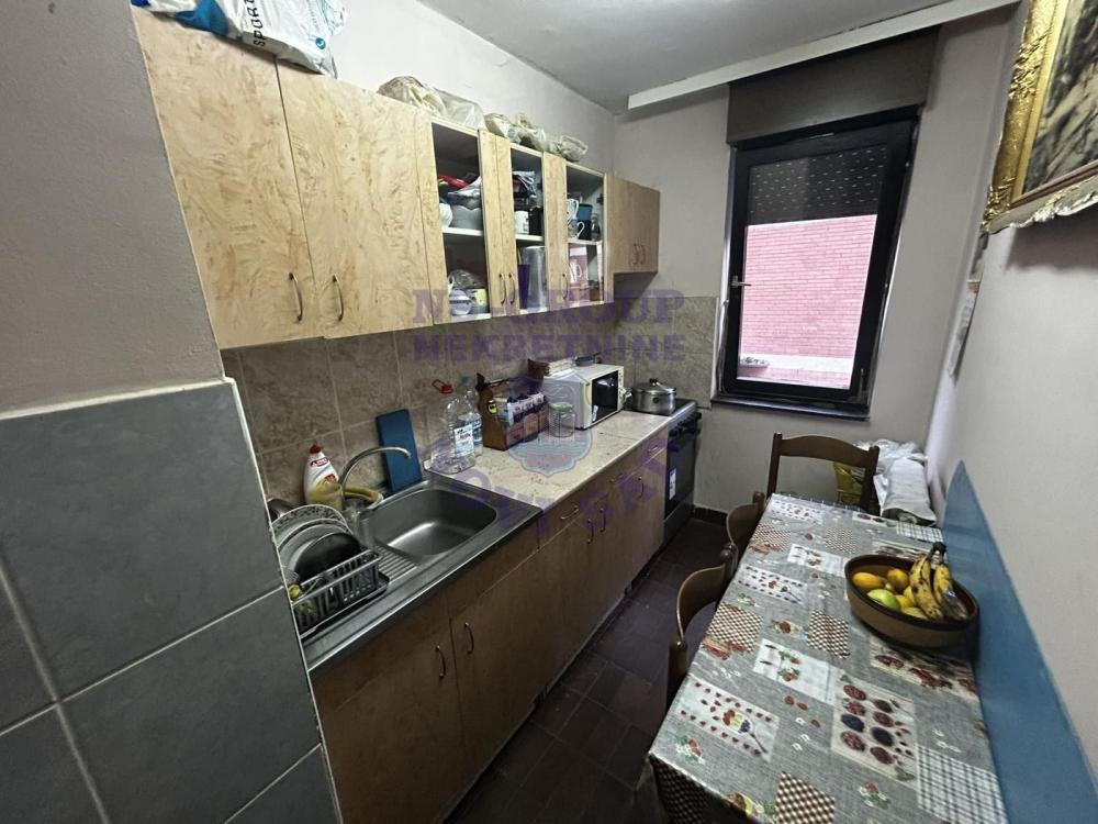 Slika 4 - Na prodaju ODLICAN troiposoban na Novom Naselju!