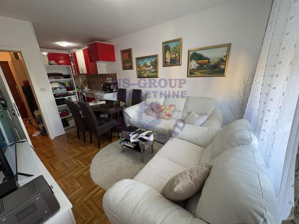 Slika 1 - Odličan uknjižen jednoiposoban stan