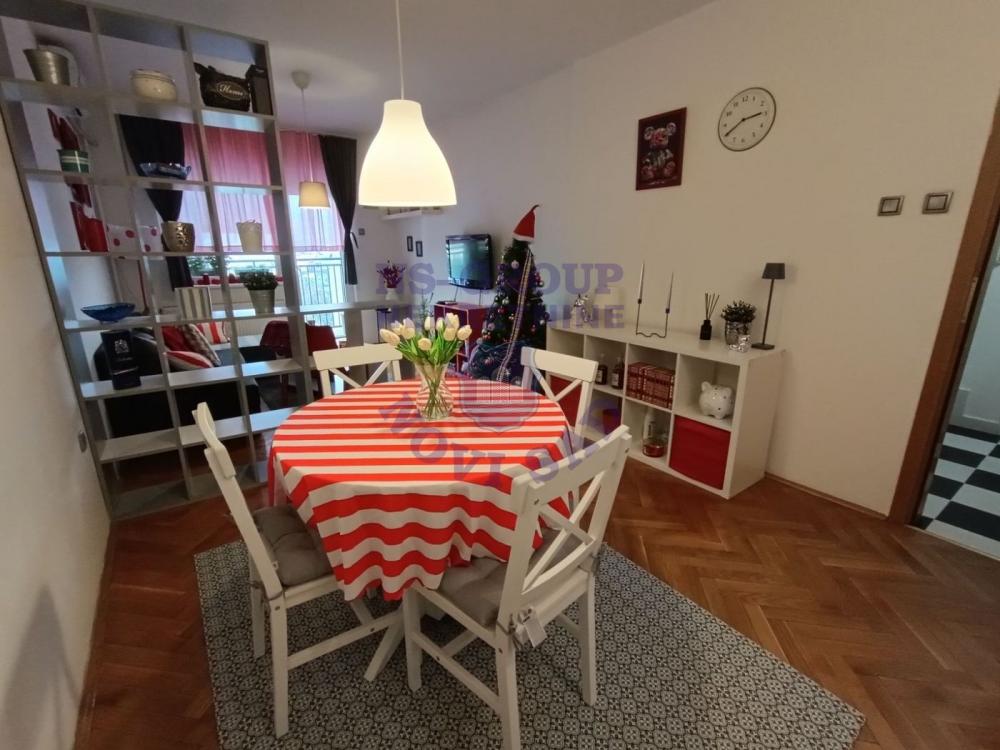 Slika 10 - Dvosoban, 61m2, Adamovićevo naselje Novi Sad
