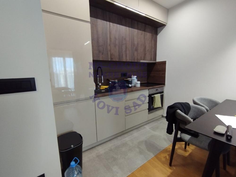 Slika 2 - 561935-Predstavljamo vam nov, veoma komforan stan