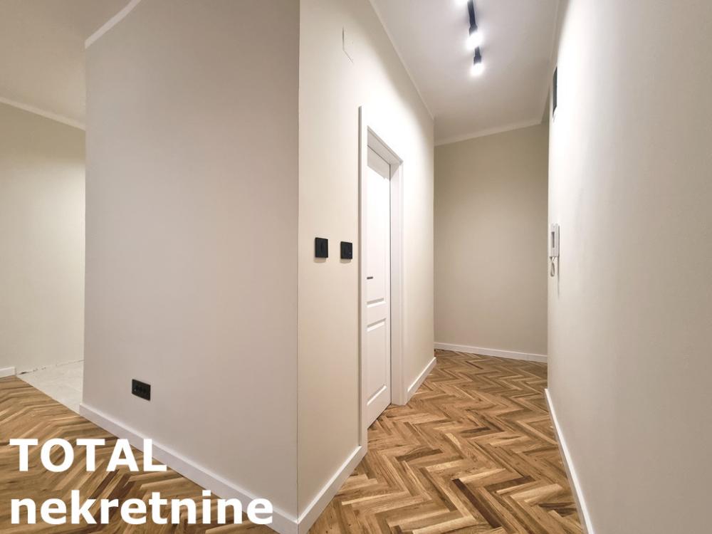 Slika 11 - Stan,NOVI SAD,CENTAR,kv: 59.00, € 175000, ID: 1102048