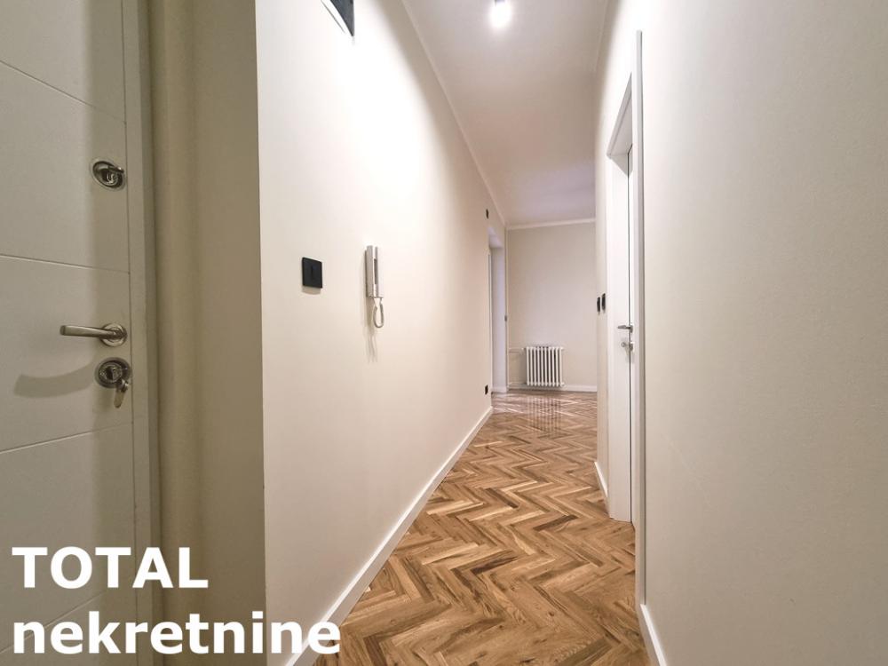 Slika 7 - Stan,NOVI SAD,CENTAR,kv: 59.00, € 175000, ID: 1102048