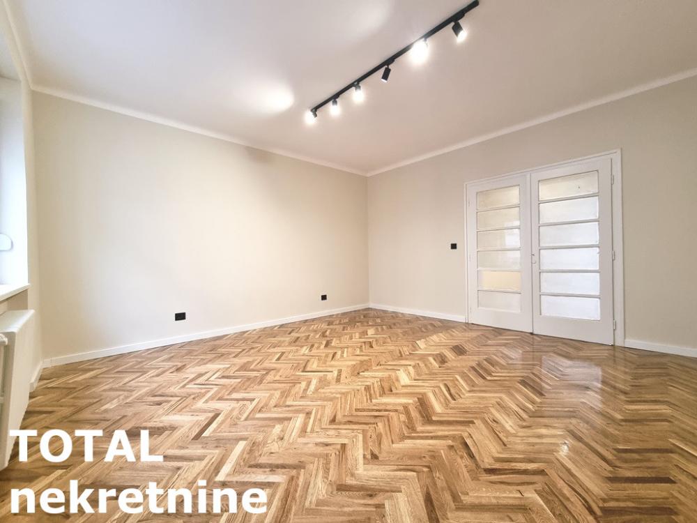 Slika 9 - Stan,NOVI SAD,CENTAR,kv: 59.00, € 175000, ID: 1102048