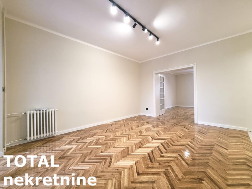 Slika 4 - Stan,NOVI SAD,CENTAR,kv: 59.00, € 175000, ID: 1102048