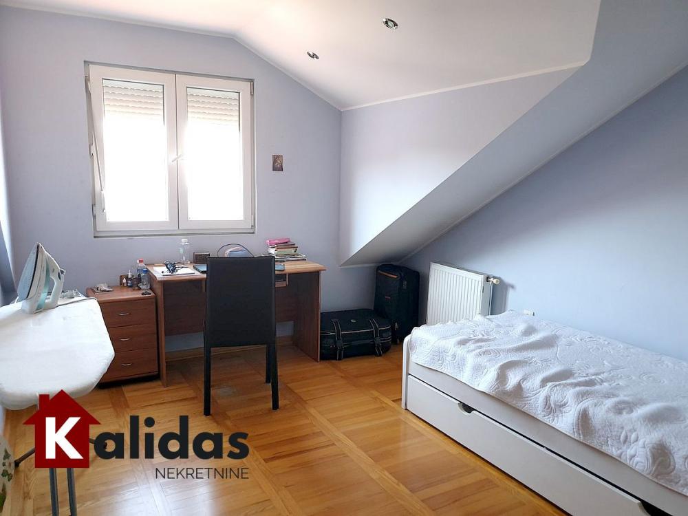 Slika 7 - Stan,NOVI SAD,NOVA DETELINARA,kv: 120, € 247200, ID: 1004135