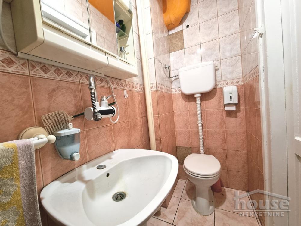 Slika 5 - Stan,NOVI SAD,DETELINARA,kv: 45.00, € 93000, ID: 1065201