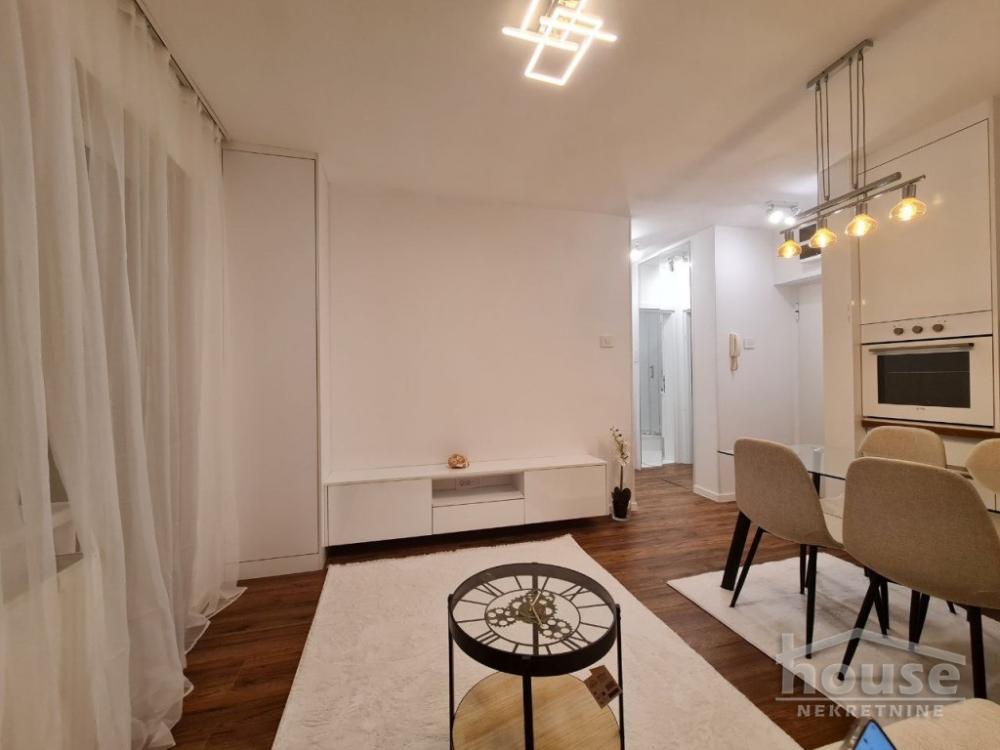 Slika 1 - Stan,NOVI SAD,CENTAR,kv: 35.00, € 135000, ID: 1065199