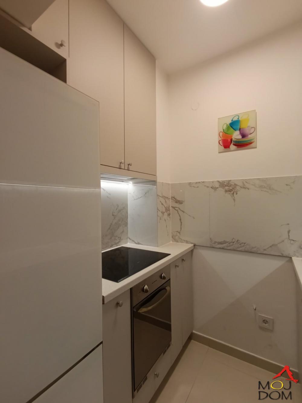 Slika 8 - Stan,NOVI SAD,SOCIJALNO,kv: 61, € 185400, ID: 1031631