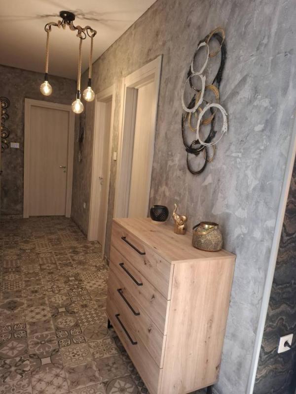 Slika 10 - Dvoiposoban LUX stan sa nameštajem Telep