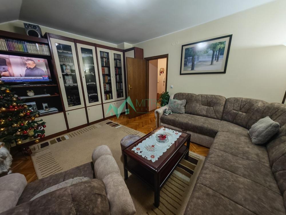 Slika 3 - Novo naselje - Savina. 87m2, četvorosoban dupleks . 