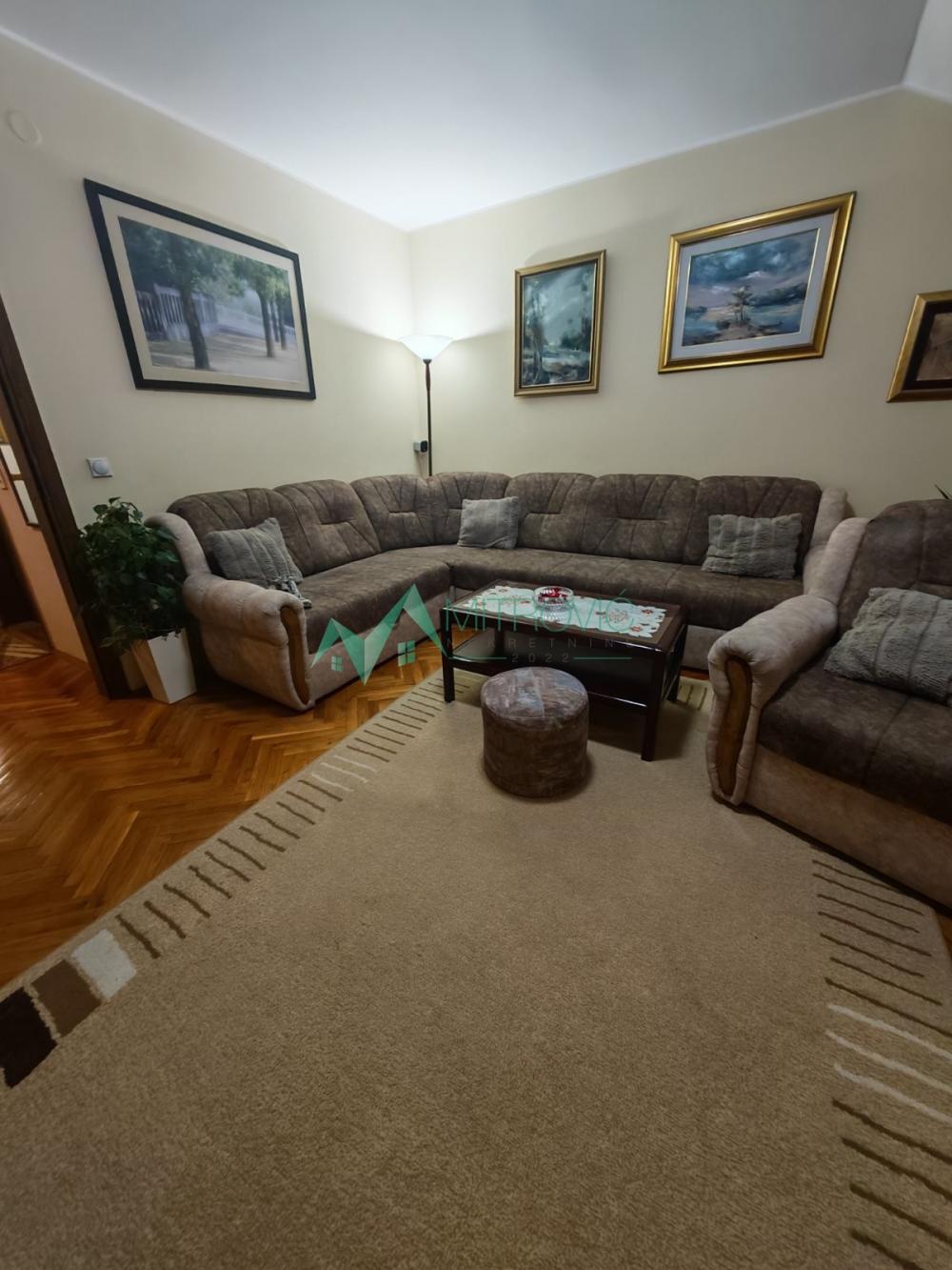 Slika 4 - Novo naselje - Savina. 87m2, četvorosoban dupleks . 