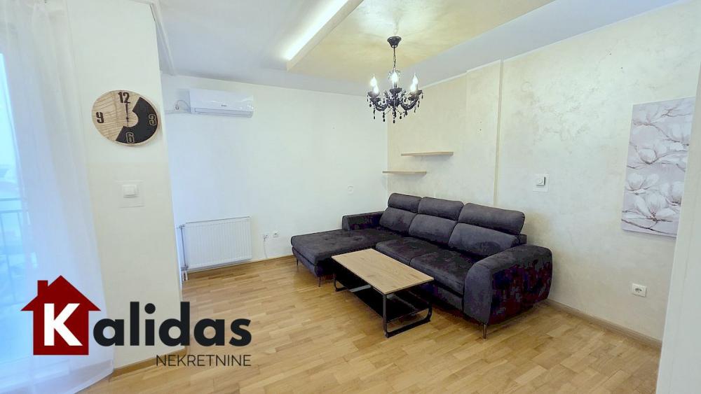 Slika 2 - Stan,NOVI SAD,BULEVAR EVROPE,kv: 81, € 170900, ID: 1008451