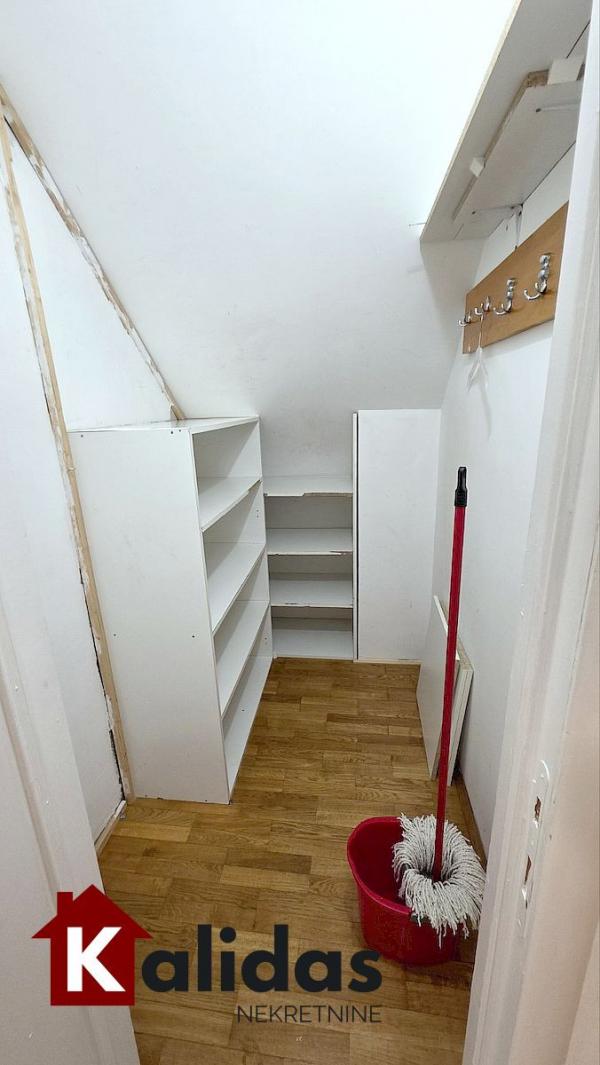 Slika 11 - Stan,NOVI SAD,BULEVAR EVROPE,kv: 81, € 170900, ID: 1008451