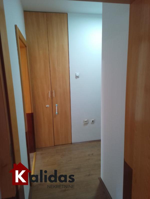 Slika 7 - Stan,NOVI SAD,NOVA DETELINARA,kv: 43, € 134930, ID: 1008449