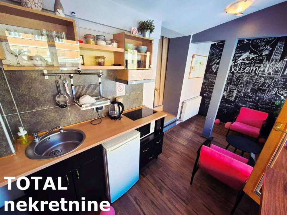 Slika 9 - Stan,NOVI SAD,CENTAR,kv: 48.00, € 200000, ID: 1102035