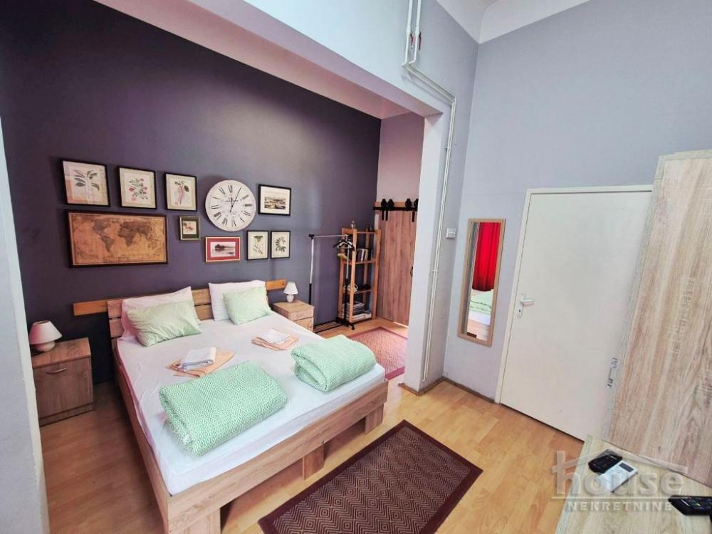 Glavna slika -Stan,NOVI SAD,CENTAR,kv: 48.00, € 200000, ID: 1065187