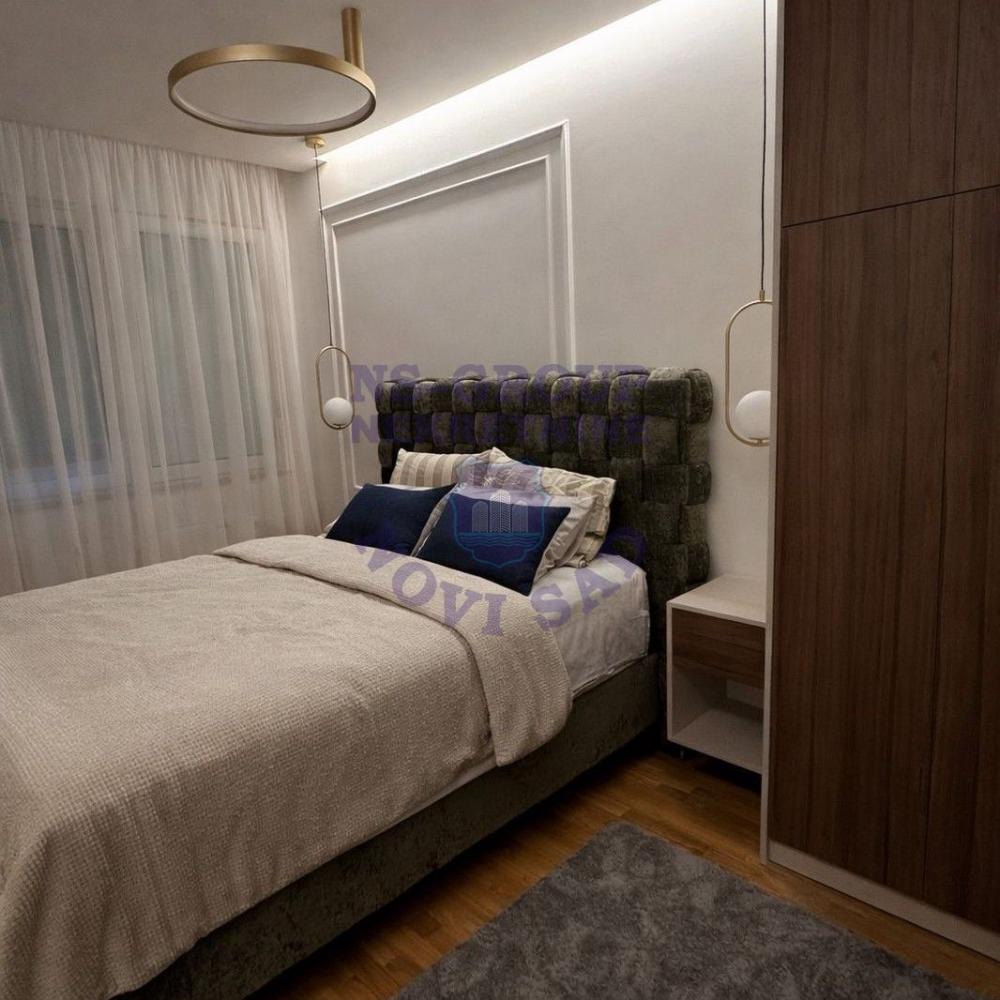 Slika 7 - Odličan trosoban stan na Avijaciji! 