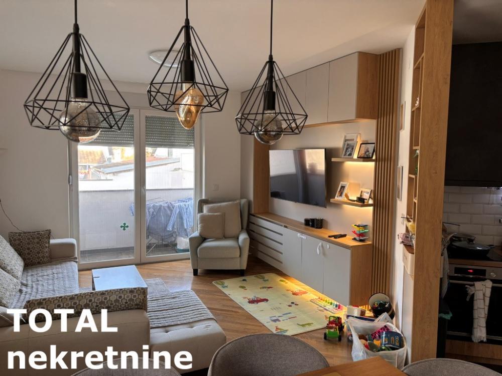 Slika 5 - Stan,NOVI SAD,TELEP,kv: 82.00, € 193000, ID: 1102058