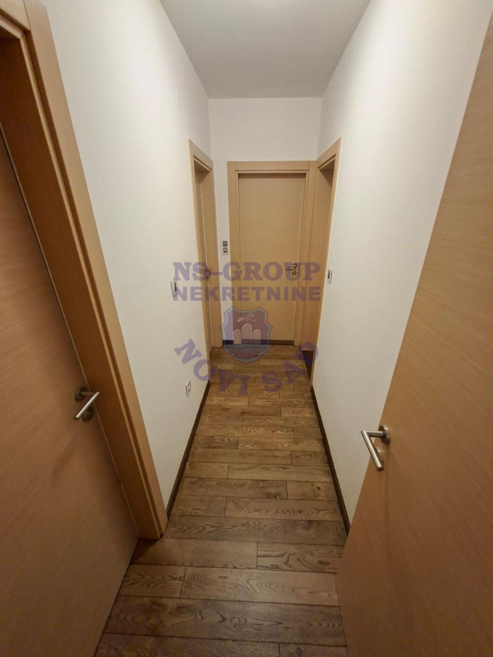 Slika 6 - Trosoban stan na Bulevaru Evrope!