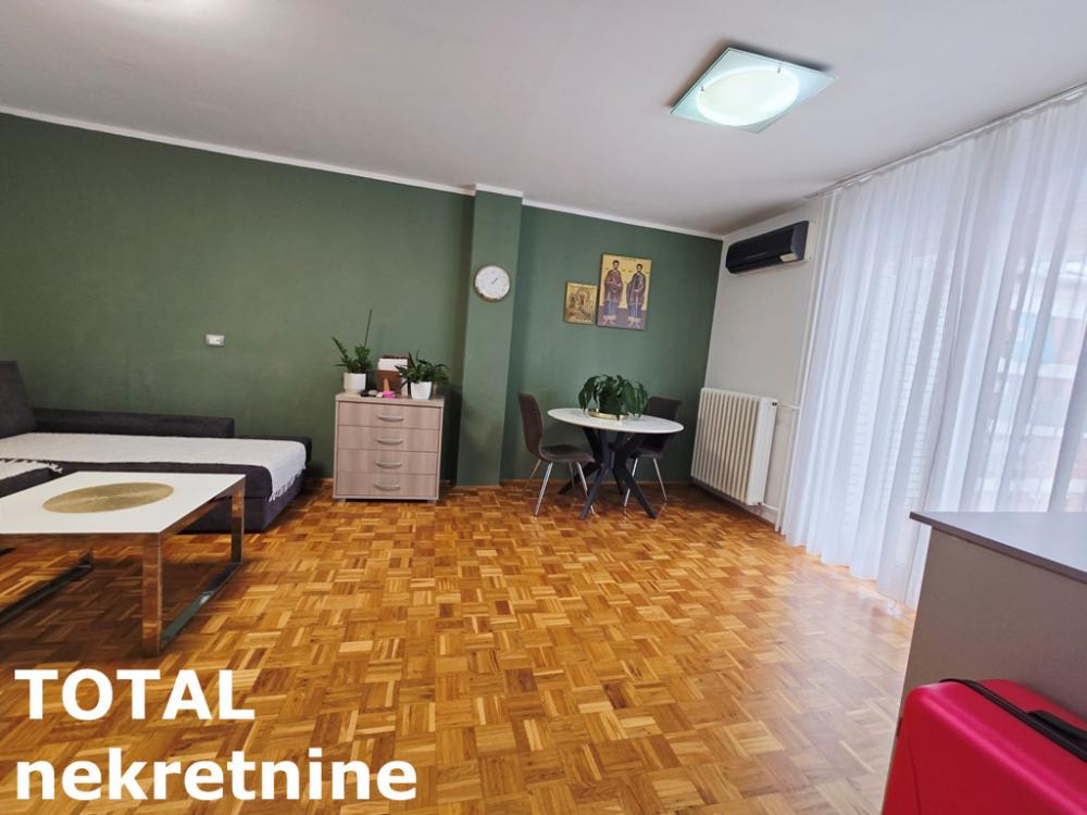 Slika 4 - Stan,NOVI SAD,NOVO NASELJE - ŠARENGRAD,kv: 55.00, € 140000, ID: 1102066