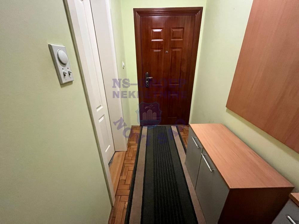 Slika 4 - Odlicna garsonjera na Grbavici!