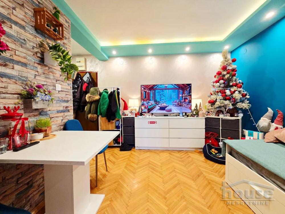 Slika 1 - Stan,NOVI SAD,BULEVAR,kv: 38.00, € 129000, ID: 1065226